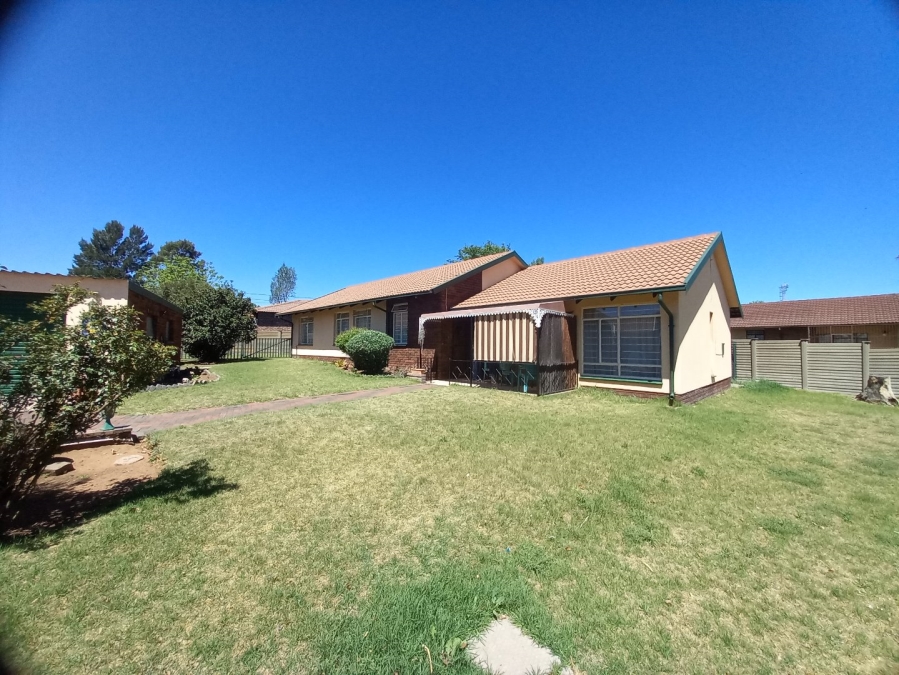 5 Bedroom Property for Sale in Sasolburg Ext 10 Free State